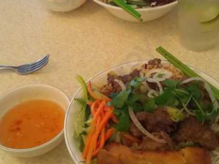 Pho Tai