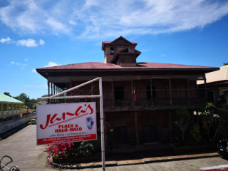 Jana's Places And Halo-halo