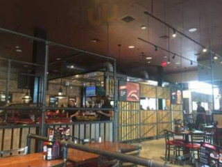 Smokey Bones Fire Grill Peachtree City