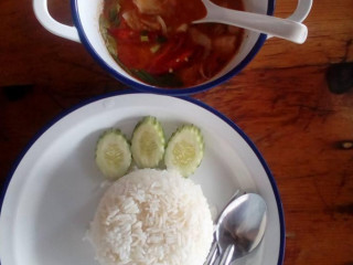 ผัดไทย ห่อไข่ สตูล (fried Thai Noodle)