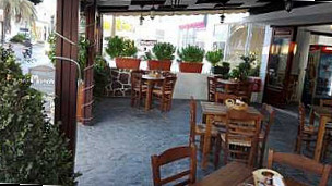 Mama's Psitonostimies