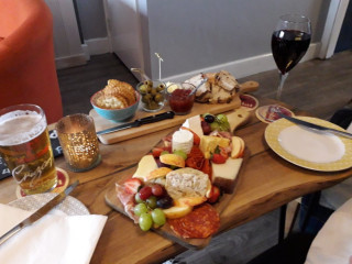 Canella (formerly Panaderia Blue)
