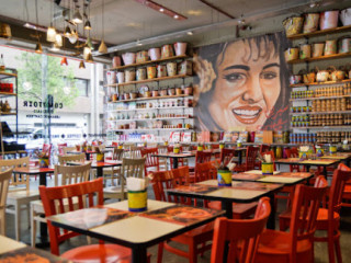 Comptoir Libanais Poland Street