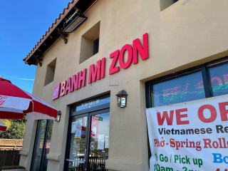 Banh Mi Zon