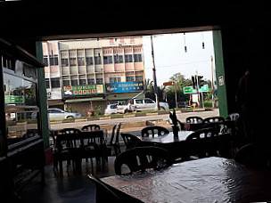 Traffic Lights Coffee Shop