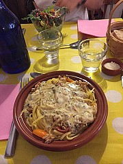 restaurant image