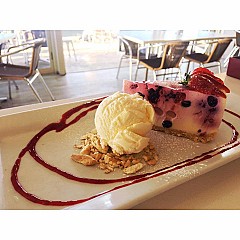 Yknot Bistro