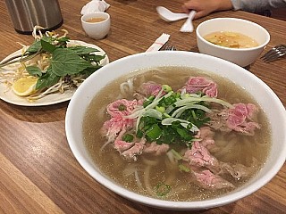 DJ Vietnamese Pho Restaurant