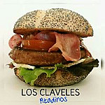 Los Claveles