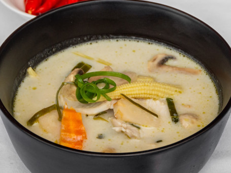 Tom Kha