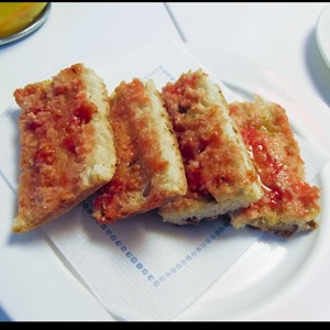 Bread With Tomato