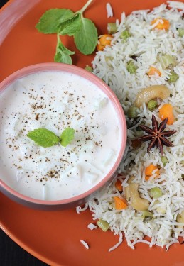 Plain Raita