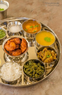 Egg Thali