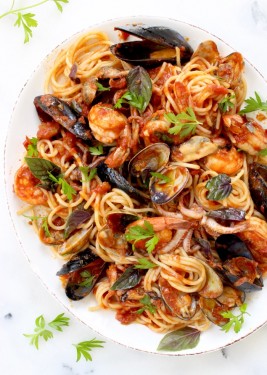 Linguine With Seafood