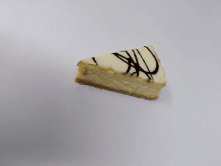 White Chocolate Baked Cheese Cake Slice