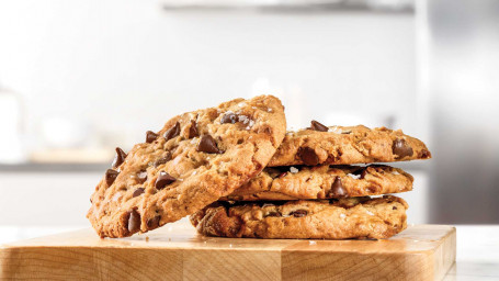 Salted Caramel Chocolate Cookie