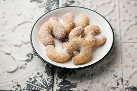 Vanilla Crescent Shortbread