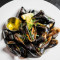 Smokey Skillet Roasted Mussles