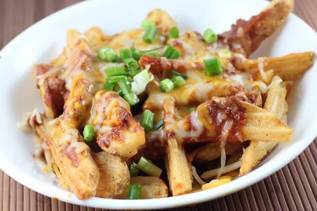 Chili-Cheese-Fries