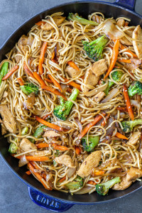 Chicken Lo Mein