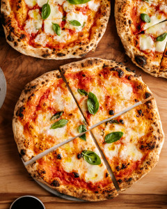 Devil's Pizza