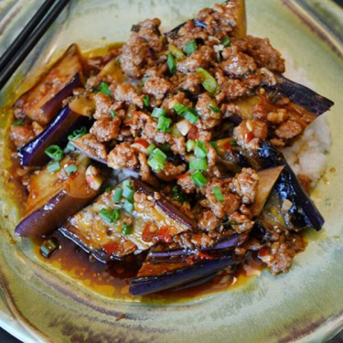 Eggplant With Garlic Sauce