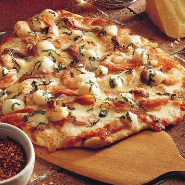 Seafood Pizza