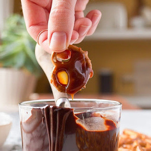 Salted Caramel Pretzel Bites