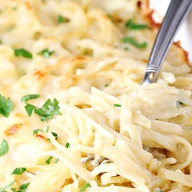 Oven-Baked Chicken Alfredo Pasta