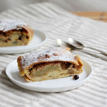 Apple Strudel