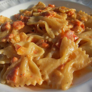 Farfalle With Salmon