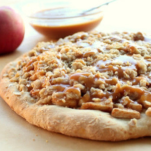 Apple Dessert Pizza