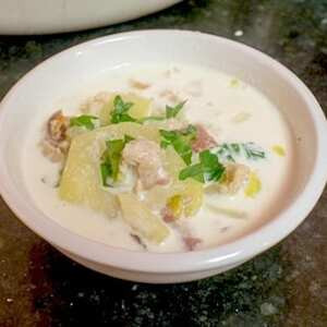 Clam Chowder Bowl